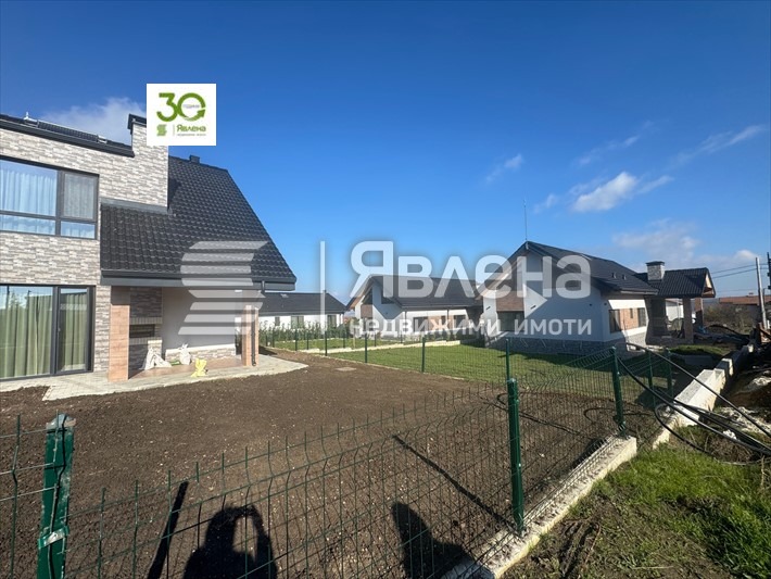 Продава КЪЩА, гр. Варна, с. Звездица, снимка 3 - Къщи - 53953541