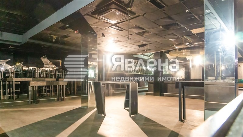 Продава ЗАВЕДЕНИЕ, гр. Пловдив, Център, снимка 5 - Заведения - 53080621