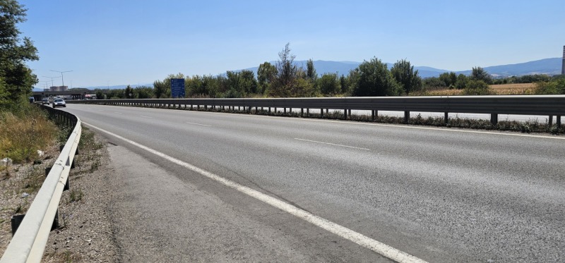 Продава  Парцел град София , Връбница 2 , 18000 кв.м | 77284643