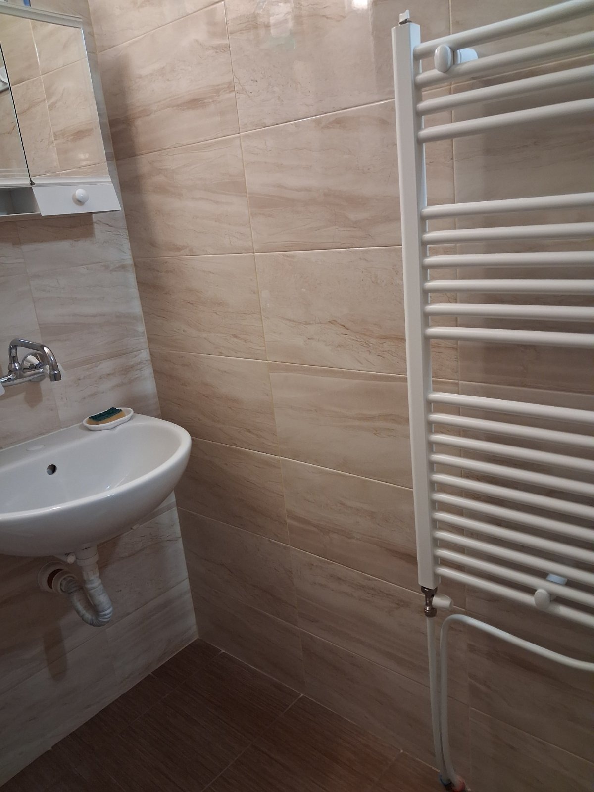 Продава КЪЩА, с. Горна Росица, област Габрово, снимка 15 - Къщи - 54976057