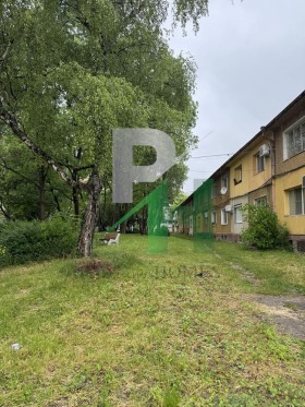 1 ložnice Centar, Pernik