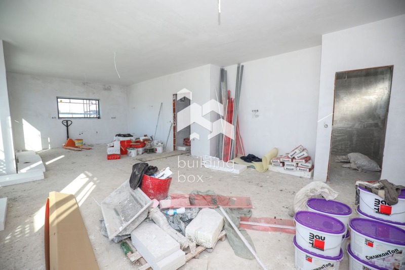 Eladó  Ház Sofia , Dobroslavci , 226 négyzetméter | 62382596 - kép [10]