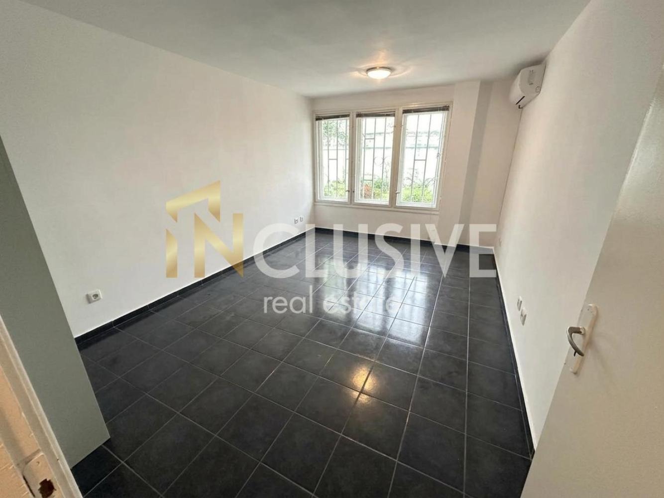 Продава 1-СТАЕН, гр. Варна, Стадион Спартак, снимка 6 - Апартаменти - 54627404
