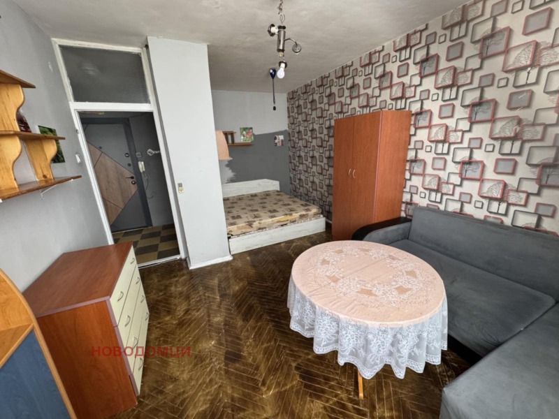 Продава 1-СТАЕН, гр. Шумен, 5-ти полк