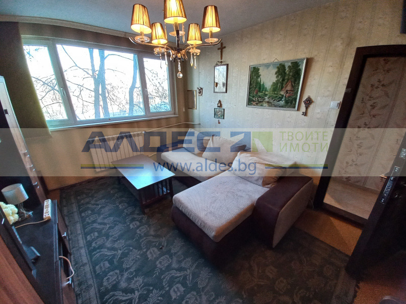 Продава 3-СТАЕН, гр. София, Сухата река, снимка 2 - Апартаменти - 53717985