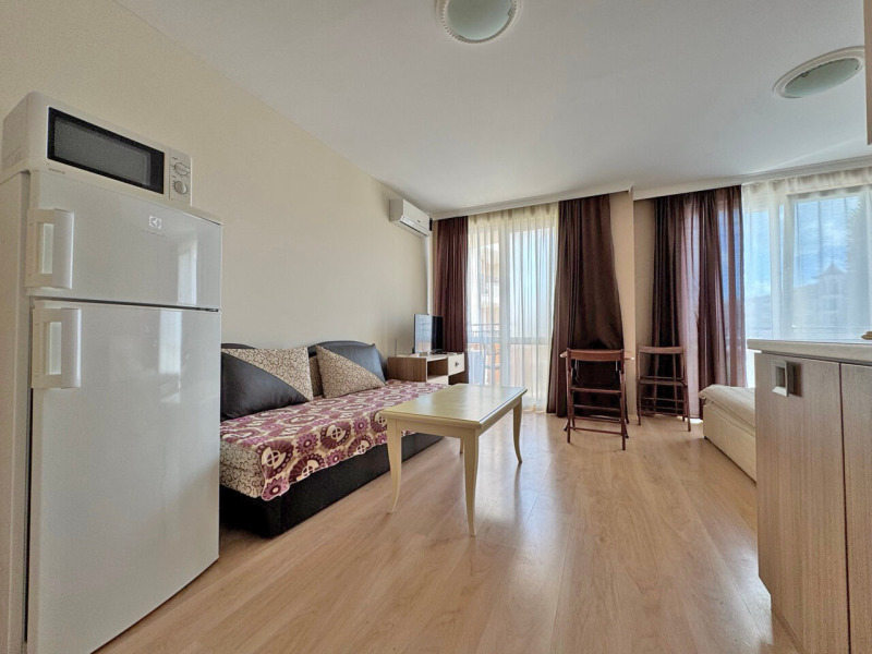Продава  1-стаен област Бургас , к.к. Слънчев бряг , 42 кв.м | 49197153 - изображение [4]