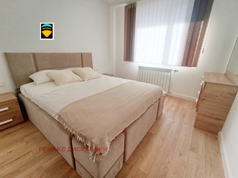Продава  2-стаен град Смолян , Нов център , 94 кв.м | 65767476 - изображение [12]
