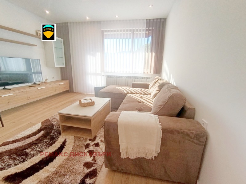 Продава  2-стаен град Смолян , Нов център , 94 кв.м | 65767476 - изображение [8]