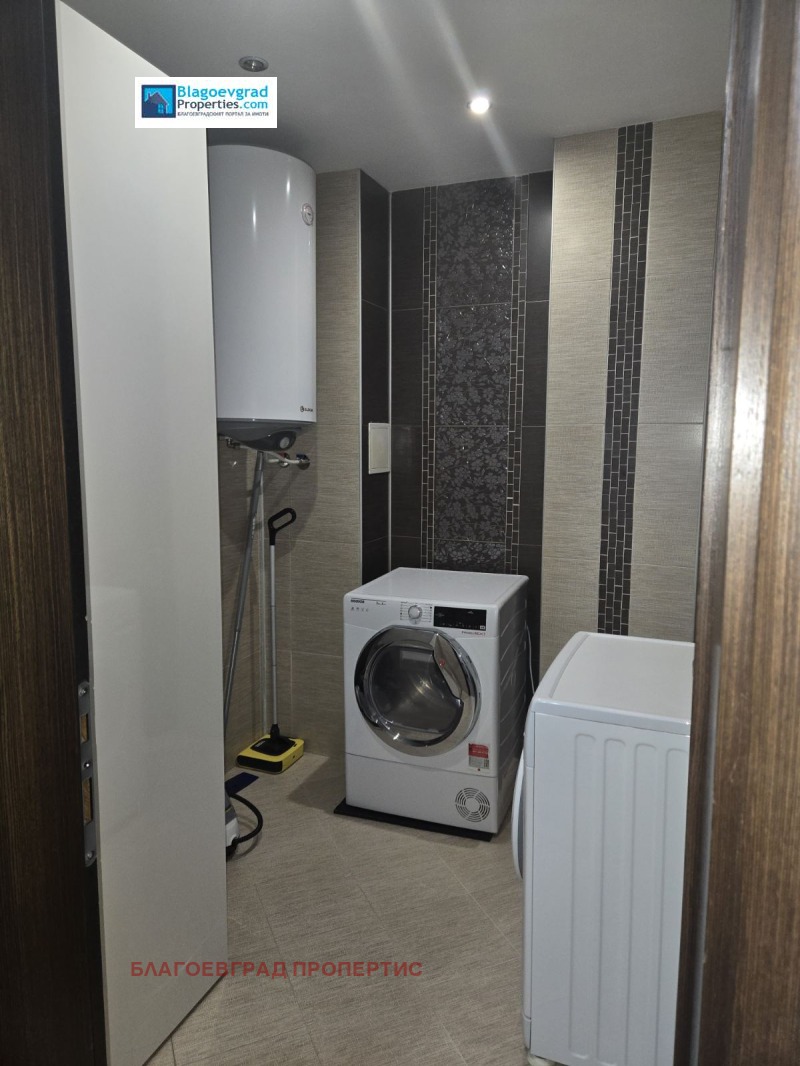 Продава МНОГОСТАЕН, гр. Благоевград, Баларбаши, снимка 2 - Апартаменти - 52690015