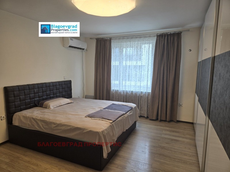 Продава МНОГОСТАЕН, гр. Благоевград, Баларбаши, снимка 3 - Апартаменти - 52690015