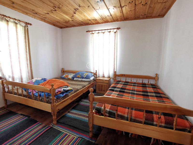 Продава КЪЩА, гр. Елена, област Велико Търново, снимка 11 - Къщи - 36847550