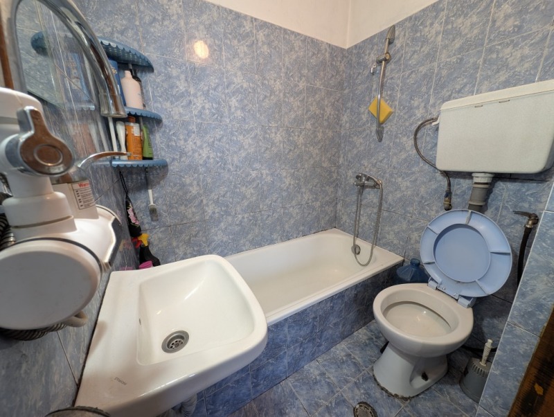 Продава  Къща област Велико Търново , гр. Дебелец , 150 кв.м | 88896860 - изображение [13]