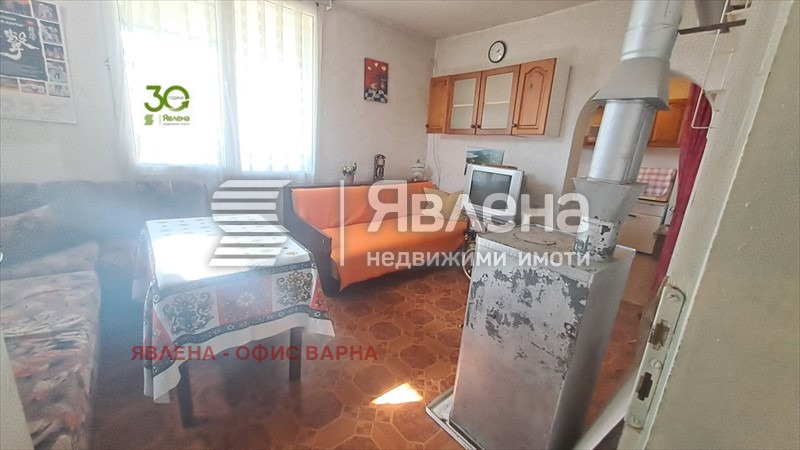 Продава КЪЩА, с. Калиманци, област Варна, снимка 7 - Къщи - 53866612