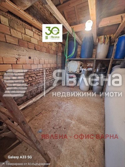 Продава КЪЩА, с. Калиманци, област Варна, снимка 11 - Къщи - 53866612