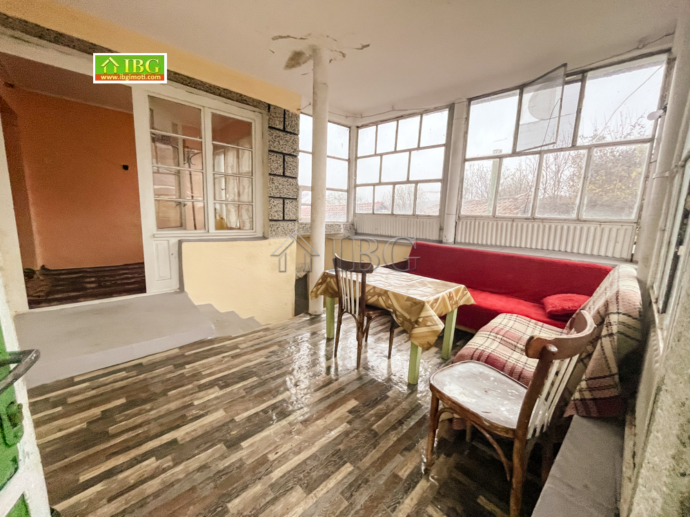 Продава КЪЩА, с. Баниска, област Русе, снимка 2 - Къщи - 38942080