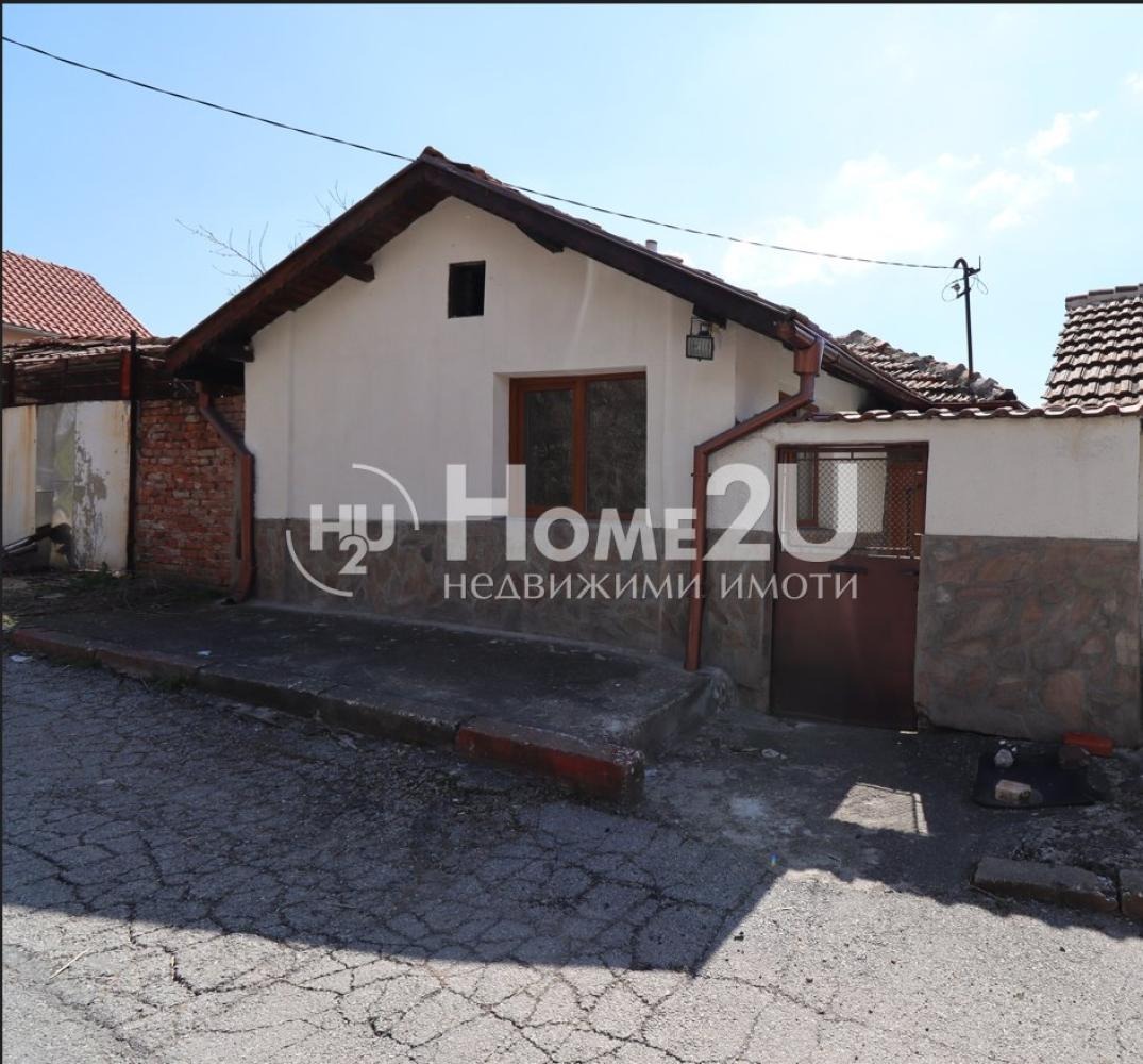 Продава КЪЩА, гр. Радомир, област Перник, снимка 2 - Къщи - 54194803