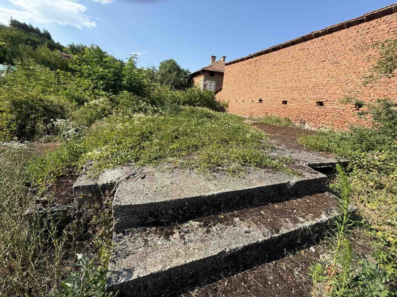 Продава ПАРЦЕЛ, с. Шишковци, област Кюстендил, снимка 2 - Парцели - 55467285