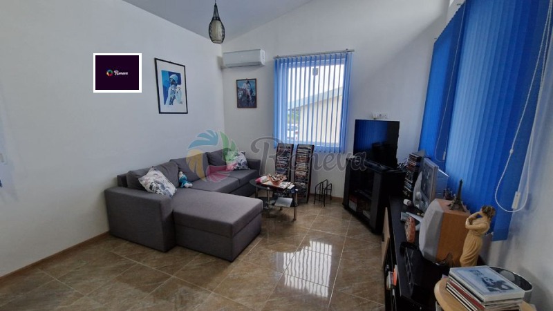 Продава КЪЩА в област Добрич, с. Рогачево - 110 кв.м / 99 900 € » 195 387.42 лв., РОНЕВА