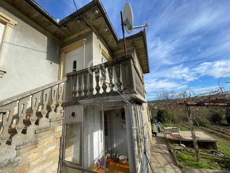 Продава КЪЩА в област Велико Търново, с. Нова Върбовка - 130 кв.м / 14 400 € » 28 163.95 лв., ИМОТИ ТЪРНОВГРАД