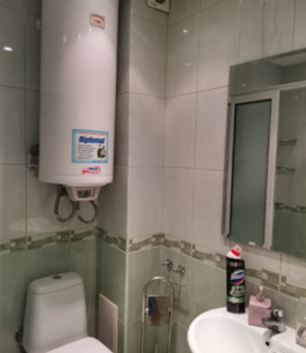 1 quarto Vazrajdane 1, Varna 7