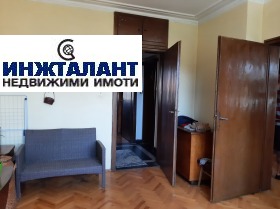 2 slaapkamers Javorov, Sofia 5