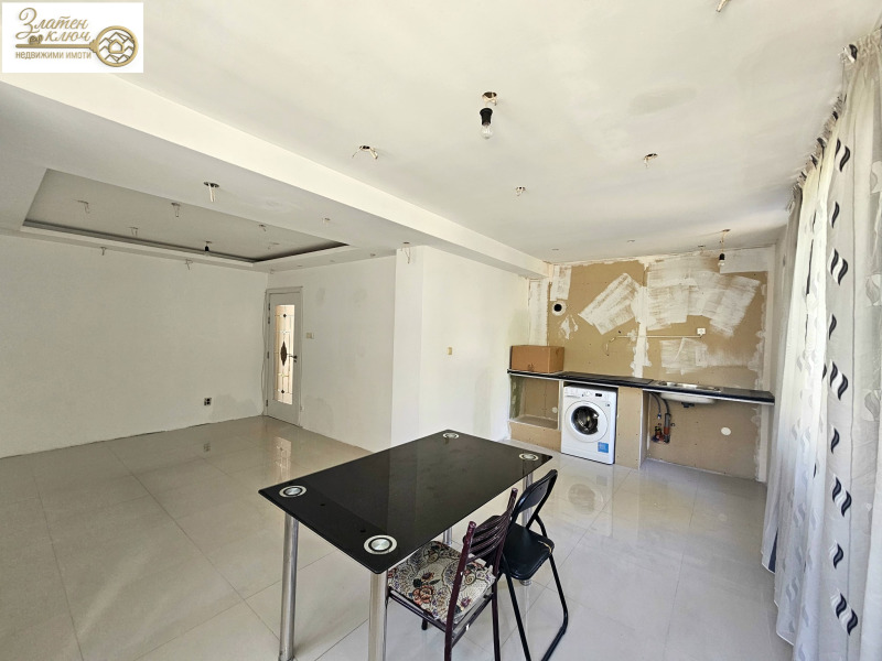 Продава  3-стаен град Пловдив , Кършияка , 72 кв.м | 76354556 - изображение [8]