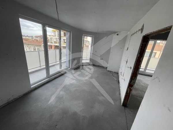 Продава 3-СТАЕН, гр. Бургас, Възраждане, снимка 3 - Апартаменти - 53124509