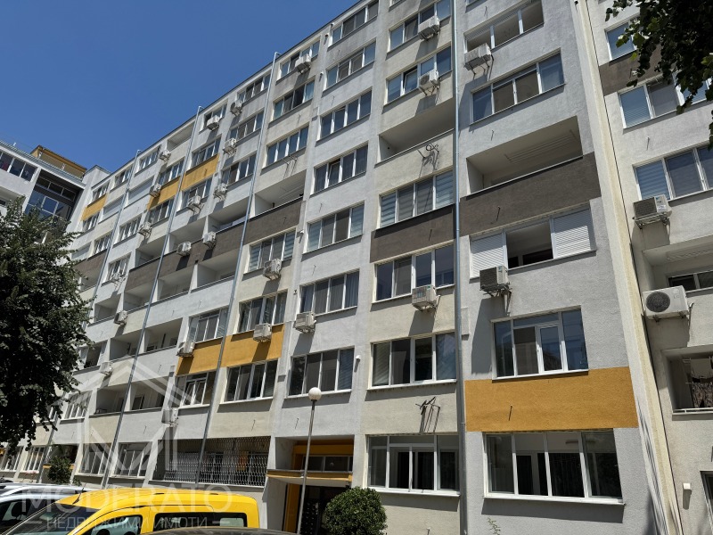 Продава  4-стаен град Бургас , Изгрев , 80 кв.м | 65478274