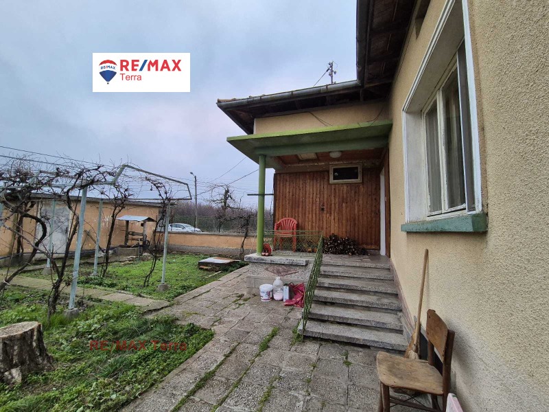 Продава КЪЩА, с. Обнова, област Плевен, снимка 16 - Къщи - 52824329