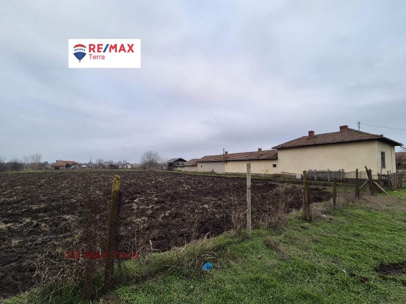 Продава КЪЩА, с. Обнова, област Плевен, снимка 6 - Къщи - 52824329