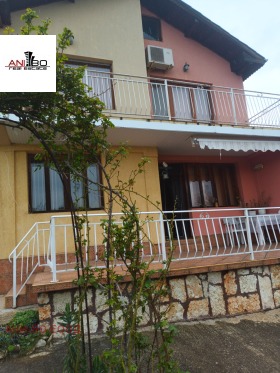 Hus Balchik, region Dobrich