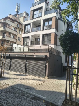 Γκαράζ Ρεδυτα, Σοφηια