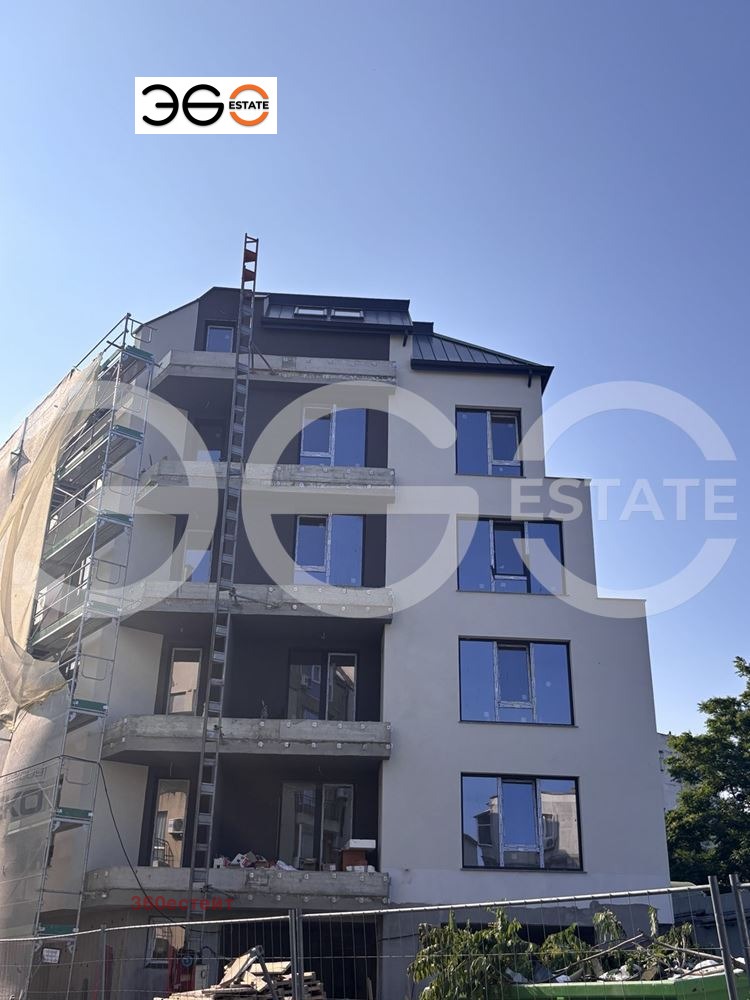 En venta  3 dormitorios Varna , Bazar Levski , 96 metros cuadrados | 77576655