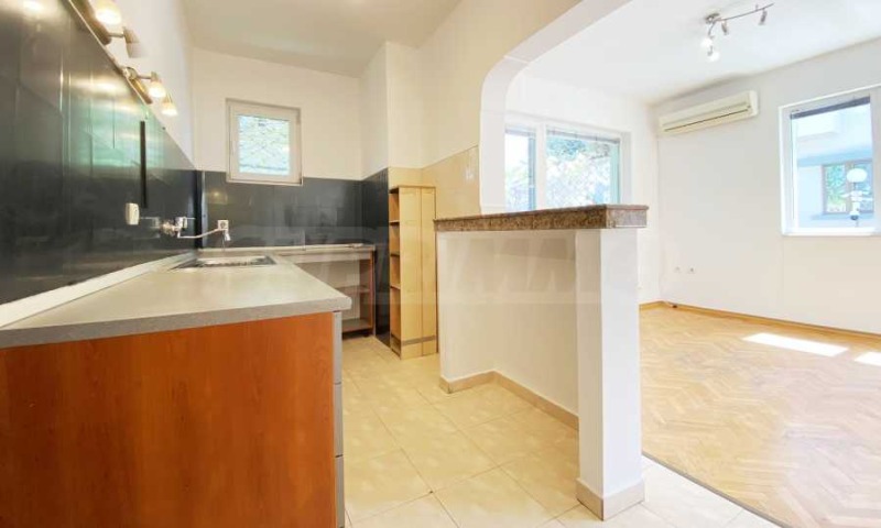 Na prodej  3+ ložnice Plovdiv , Centar , 198 m2 | 53486025 - obraz [12]