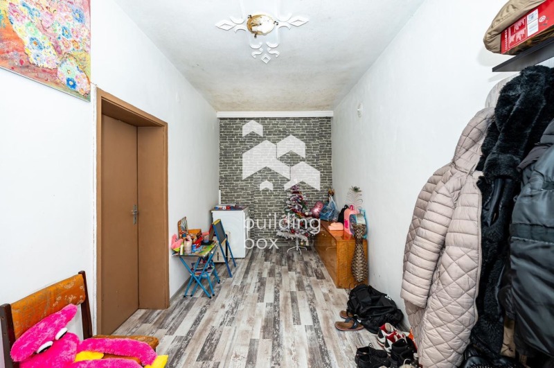 Продава КЪЩА, с. Скутаре, област Пловдив, снимка 12 - Къщи - 48597950