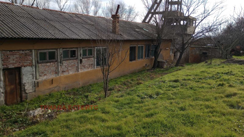 Продава КЪЩА, с. Равадиново, област Бургас, снимка 14 - Къщи - 53336505