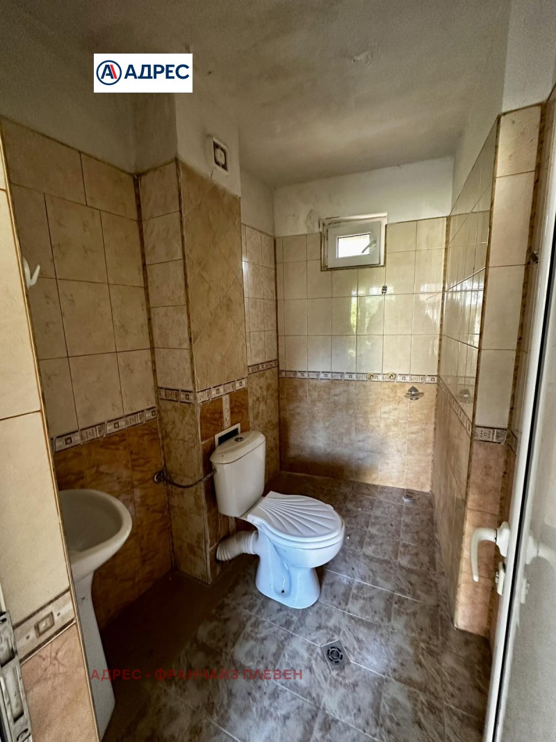 Продава ХОТЕЛ, с. Орешак, област Ловеч, снимка 14 - Хотели - 52600295