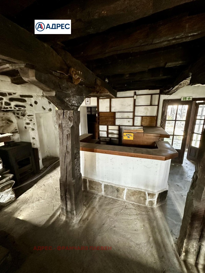 Продава ХОТЕЛ, с. Орешак, област Ловеч, снимка 11 - Хотели - 52600295