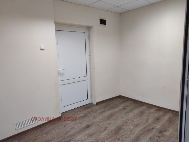 Till salu  Studio Ruse , Centar , 29 kvm | 75000831 - bild [2]