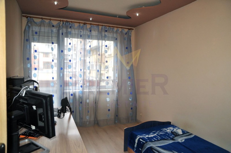 En venta  3 dormitorios Varna , Zimno kino Trakiya , 92 metros cuadrados | 21069974 - imagen [4]