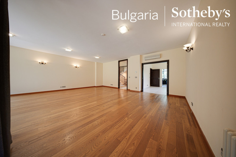 De vânzare  Casa Sofia , Boiana , 468 mp | 38255317 - imagine [10]