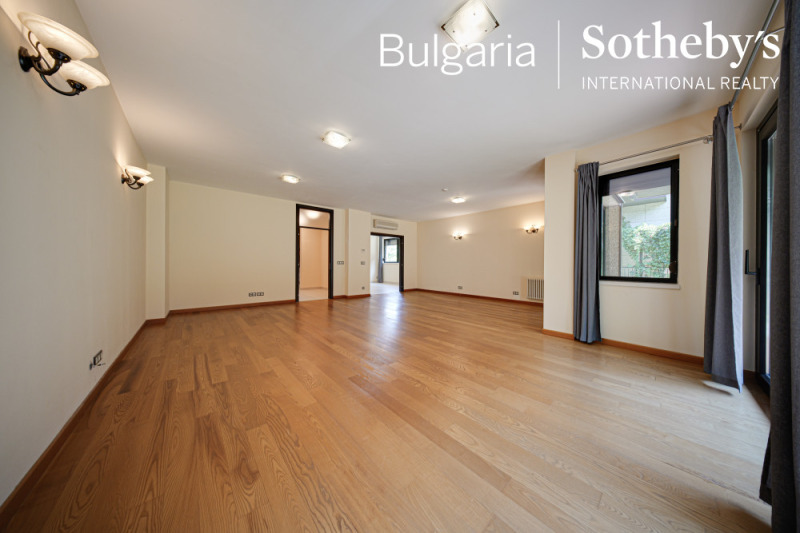 De vânzare  Casa Sofia , Boiana , 468 mp | 38255317 - imagine [7]