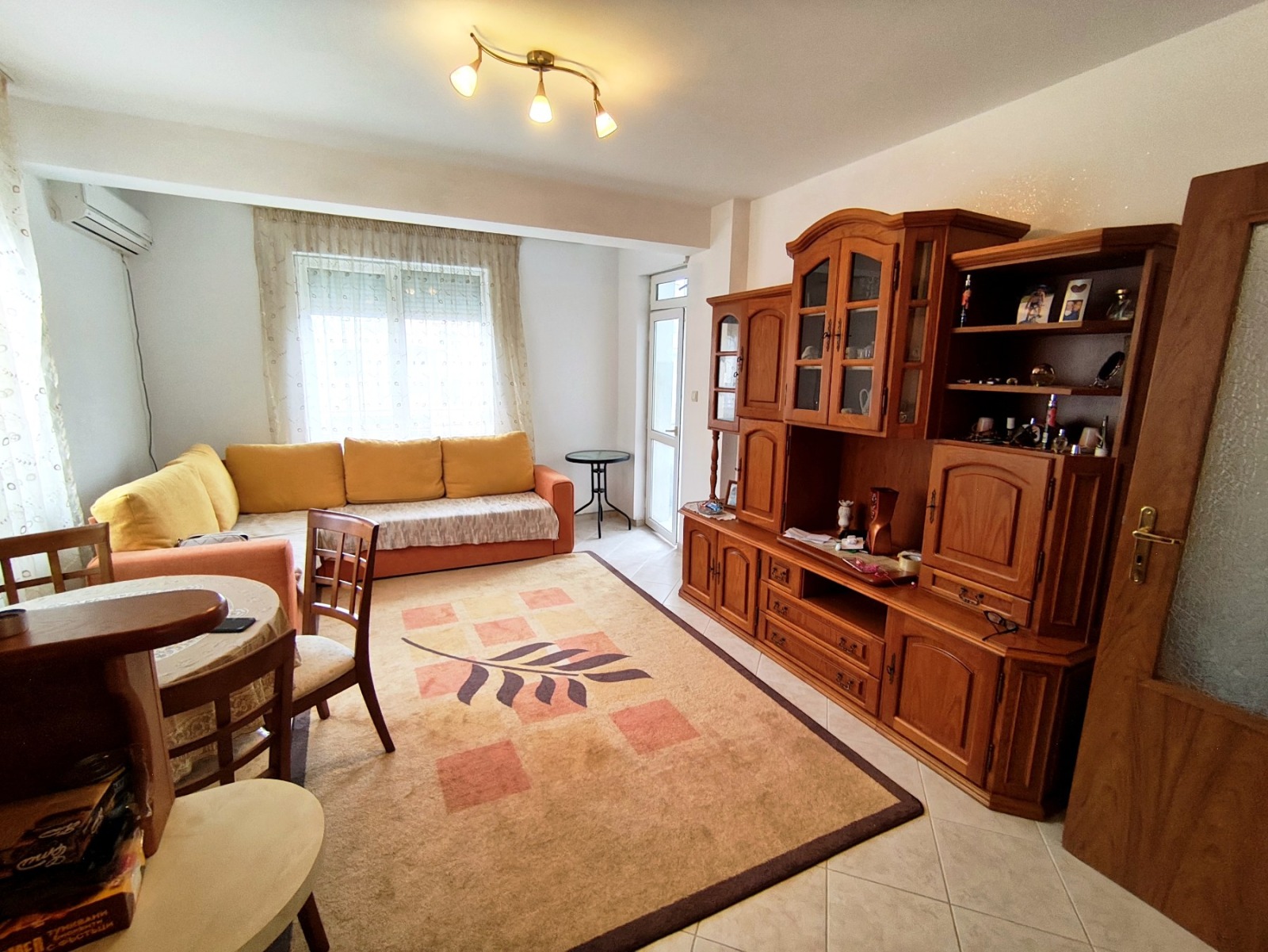 Продава 2-СТАЕН, гр. Бургас, Възраждане, снимка 2 - Апартаменти - 55231504