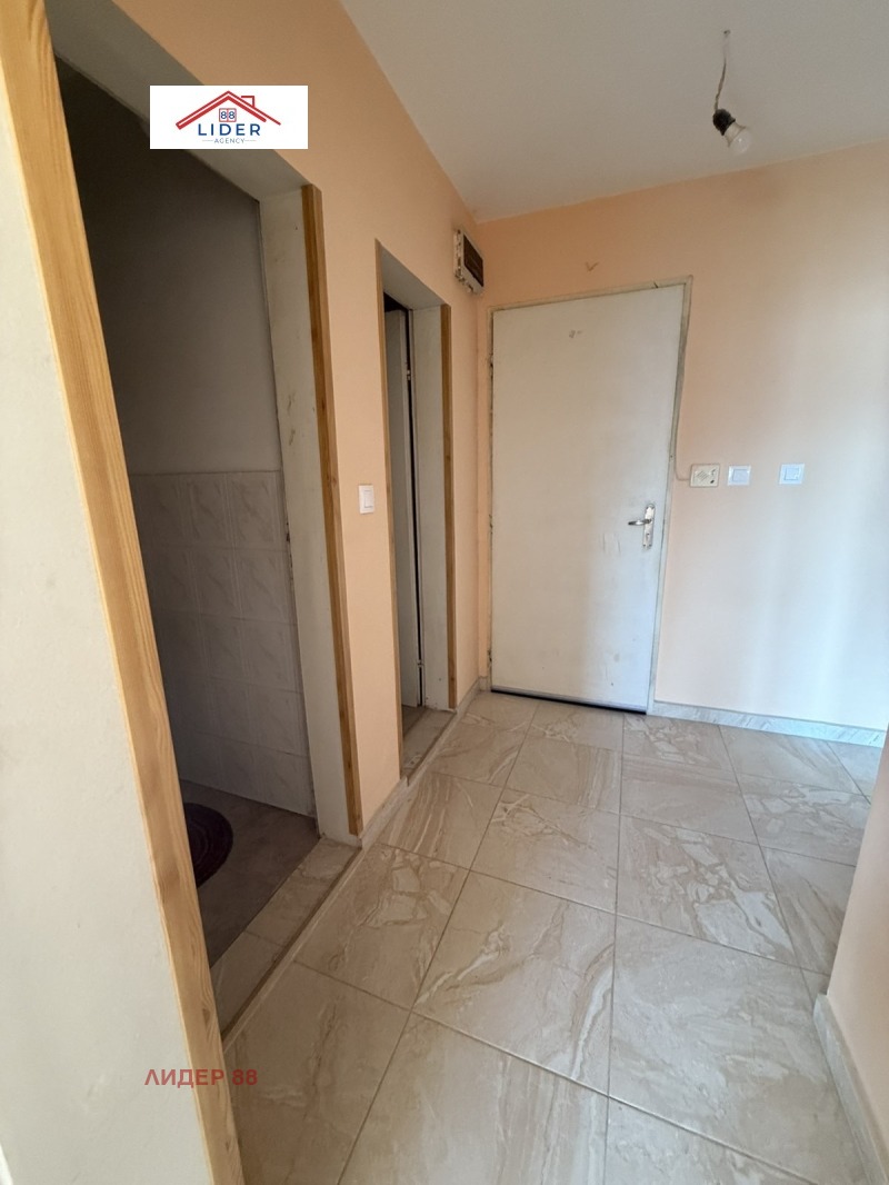 Продава  2-стаен град Плевен , Широк център , 64 кв.м | 88555810 - изображение [6]