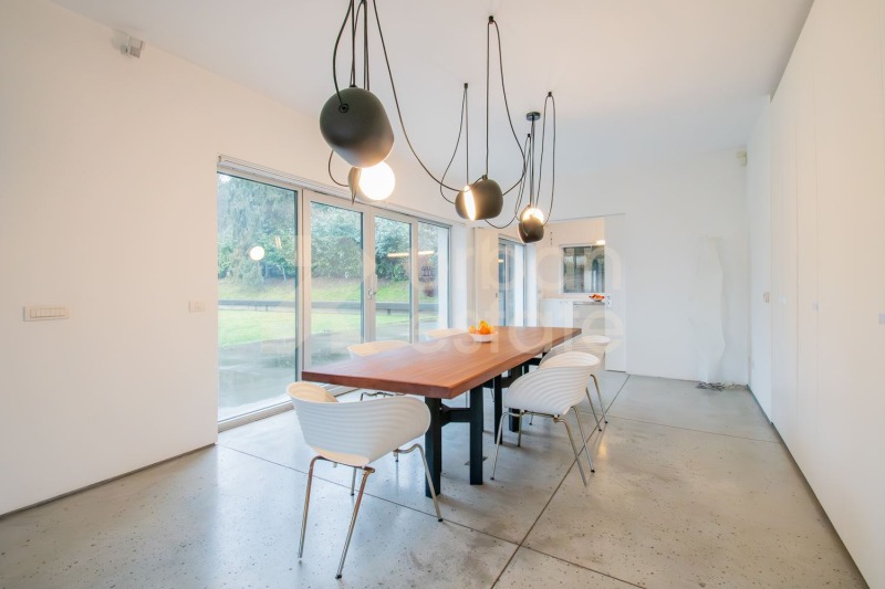 Продава КЪЩА, гр. София, Бояна