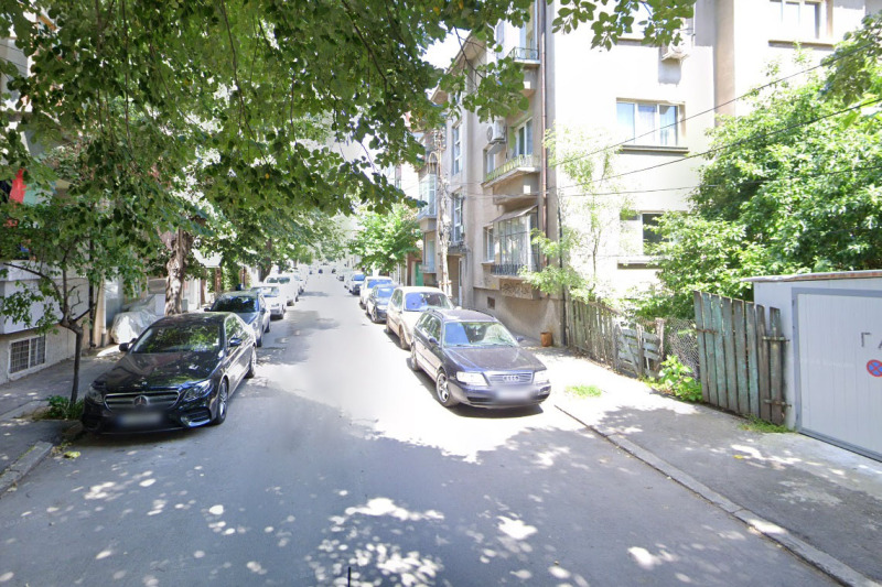 Til salg  Garage Ruse , Tsentar , 22 kvm | 90089907