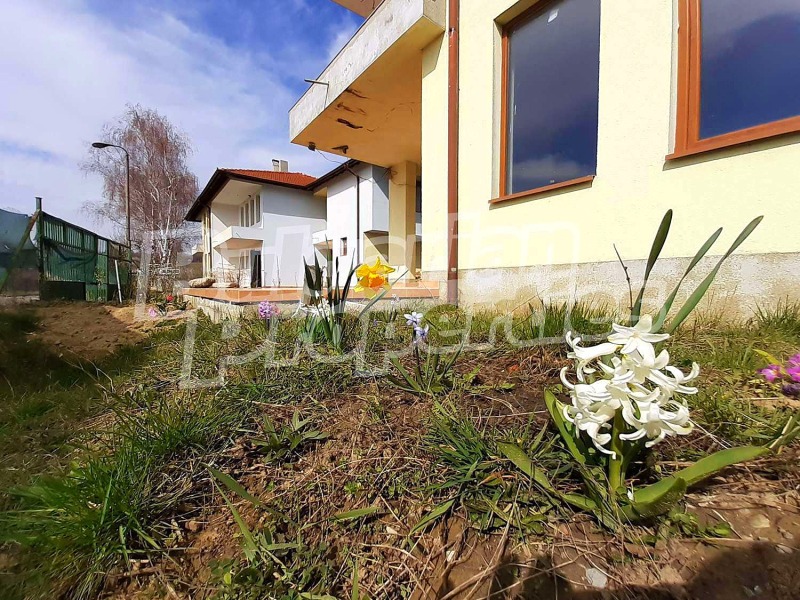 Продава КЪЩА в област Габрово, с. Черновръх - 1316 кв.м / 380 000 € » 743 215.40 лв., БЪЛГЕРИАН ПРОПЕРТИС