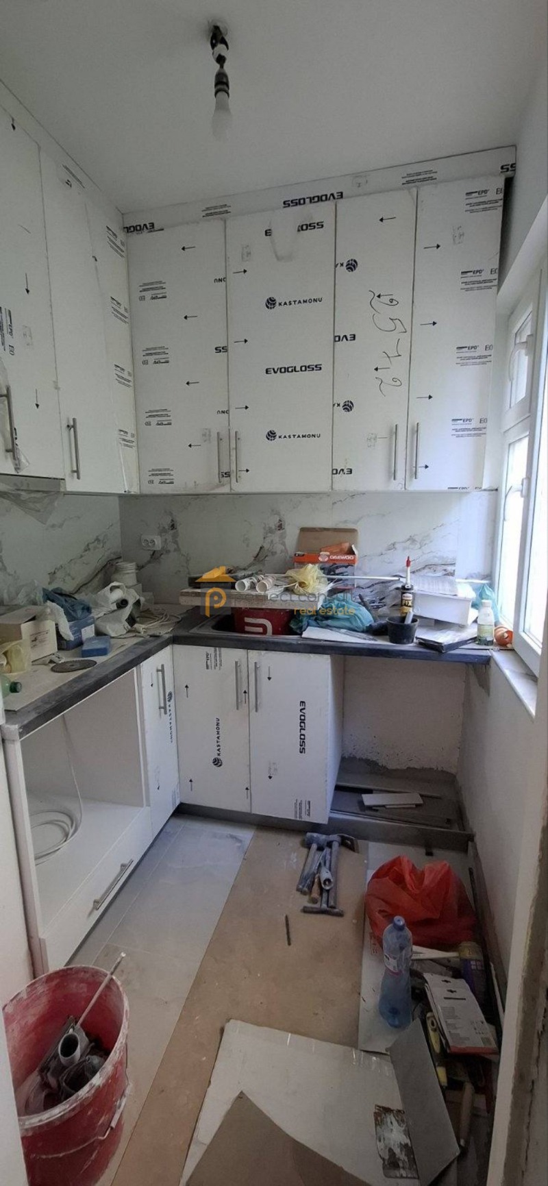 Продава 1-СТАЕН, град Пловдив, Тракия • 72500 € / 141797.67 лв. • 61267134 1
