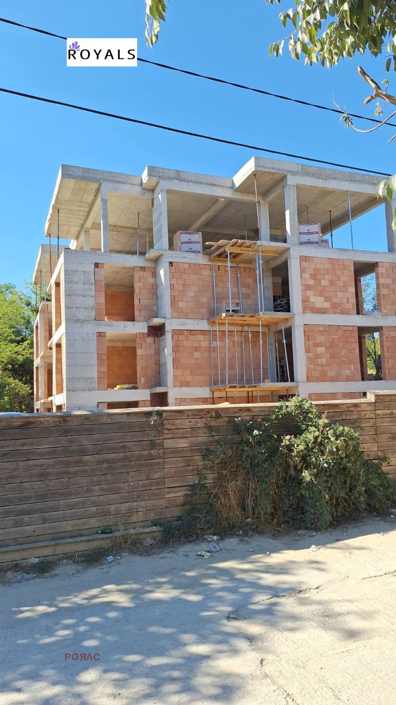 Продава 2-СТАЕН, гр. Варна, Изгрев, снимка 2 - Апартаменти - 52064704