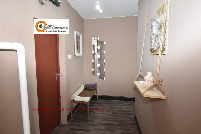 Продава 2-СТАЕН, гр. Перник, Център, снимка 12 - Апартаменти - 52362600